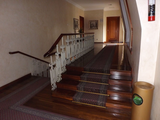 Imagen de los interiores del Hotel San Carlos, Ciudad de Guatemala. Foto 3