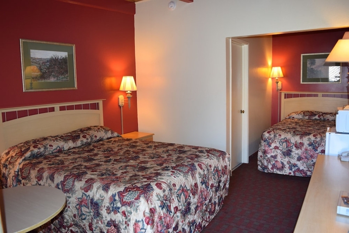 Imagen de la habitación del Hotel San Carlos Inn. Foto 7