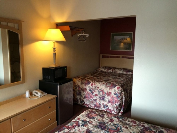 Imagen de la habitación del Hotel San Carlos Inn. Foto 11
