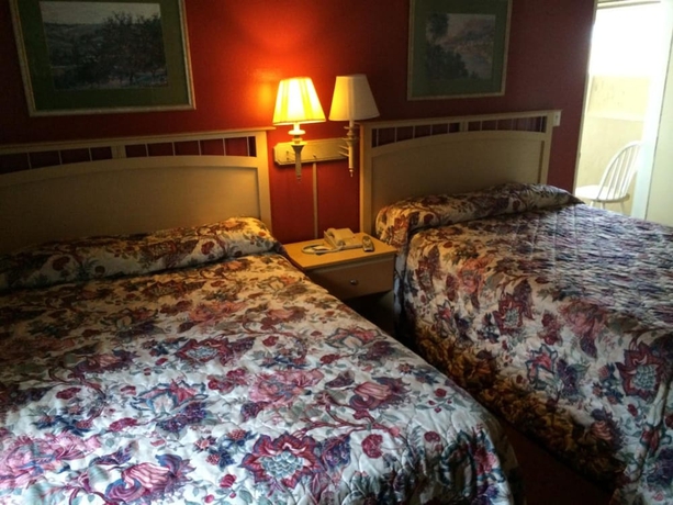 Imagen de la habitación del Hotel San Carlos Inn. Foto 12