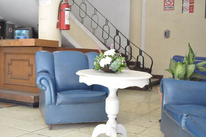 Imagen de los interiores del Hotel San Carlos, Irapuato. Foto 20