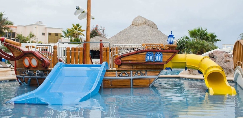 Imagen de la piscina del Hotel San Carlos Plaza , Beach and Convention Center. Foto 17