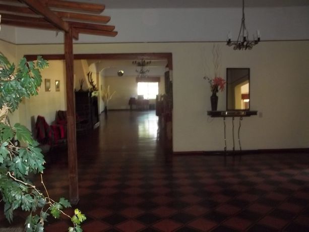 Imagen de los interiores del Hotel San Carlos, Villa del Dique. Foto 16