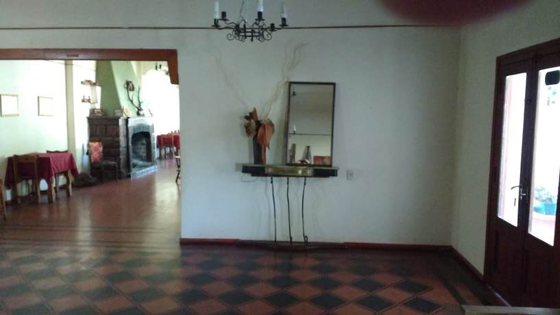 Imagen de los interiores del Hotel San Carlos, Villa del Dique. Foto 18