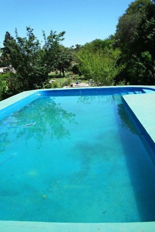 Imagen de la piscina del Hotel San Carlos, Villa del Dique. Foto 20