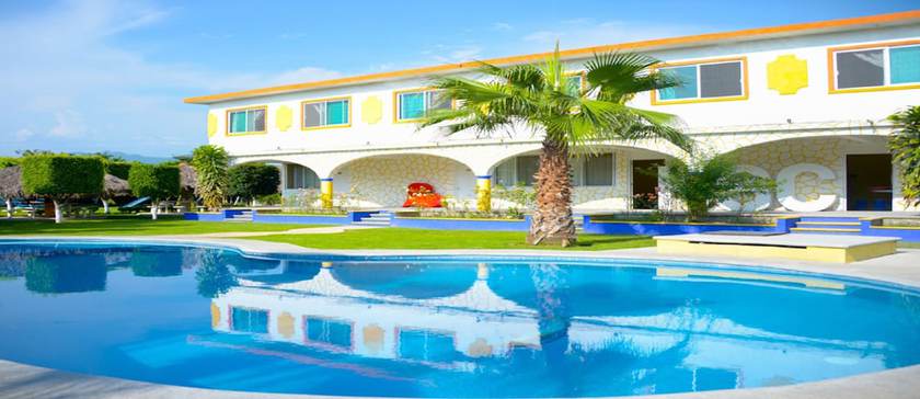 Imagen de la piscina del Hotel San Carlos Yautepec. Foto 20