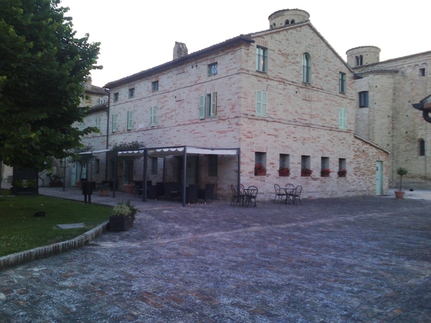 Imagen general del Hotel San Claudio. Foto 1