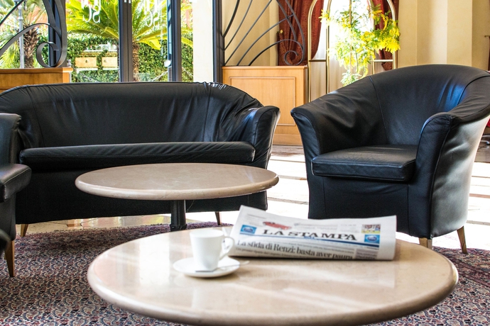 Imagen de los interiores del Hotel San Clemente. Foto 16