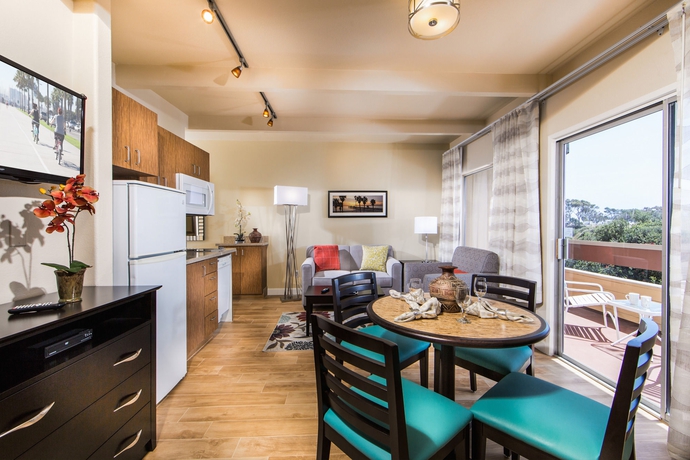 Imagen de los interiores del Hotel San Clemente Inn. Foto 13