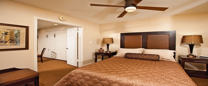 Imagen de los interiores del Hotel San Clemente Inn. Foto 16