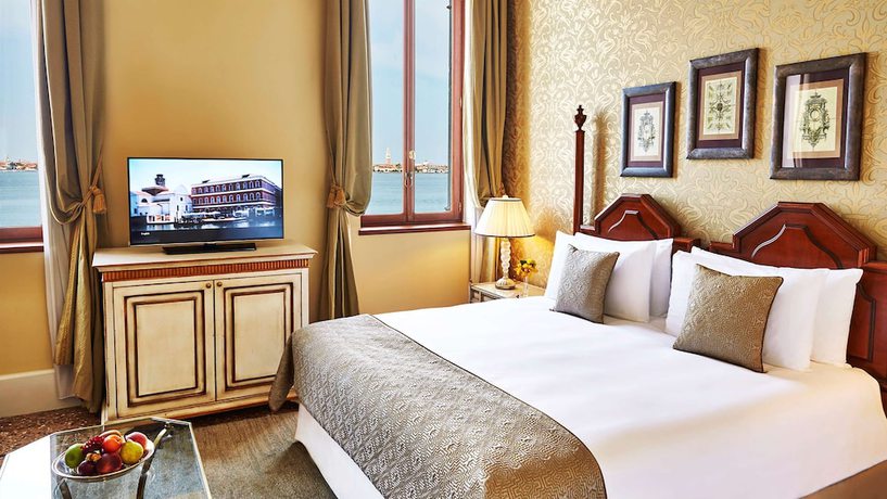 Imagen de la habitación del Hotel San Clemente Palace Venice. Foto 15