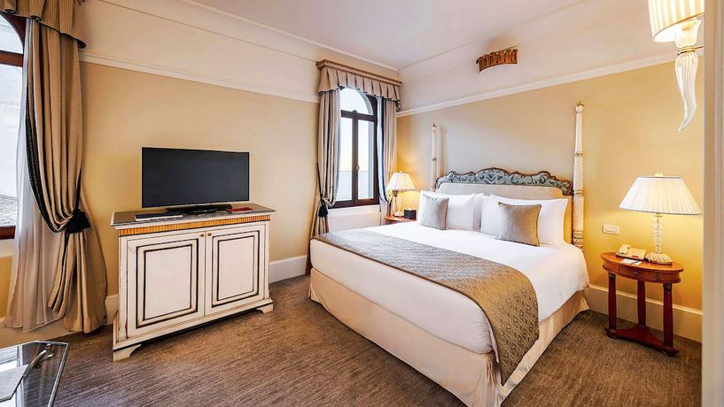 Imagen de la habitación del Hotel San Clemente Palace Venice. Foto 17