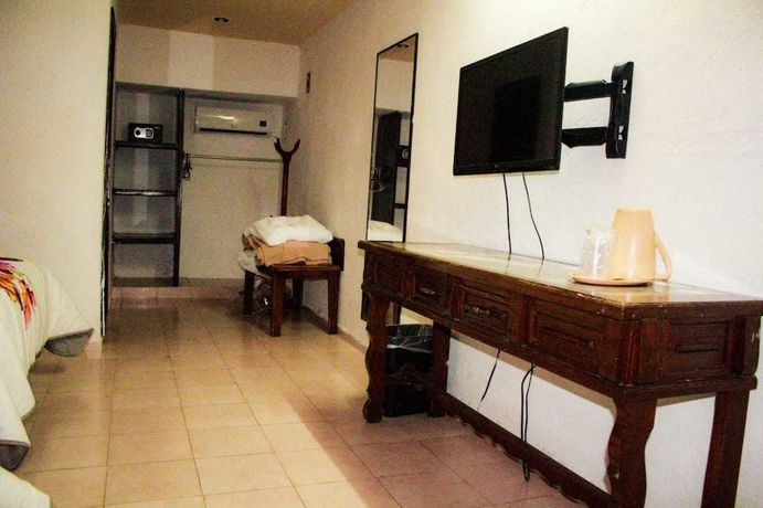 Imagen de la habitación del Hotel San Clemente, Valladolid. Foto 4