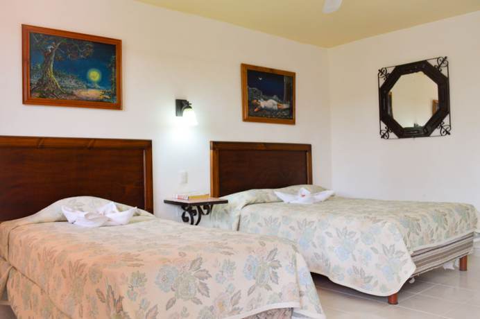 Imagen de la habitación del Hotel San Clemente, Valladolid. Foto 7