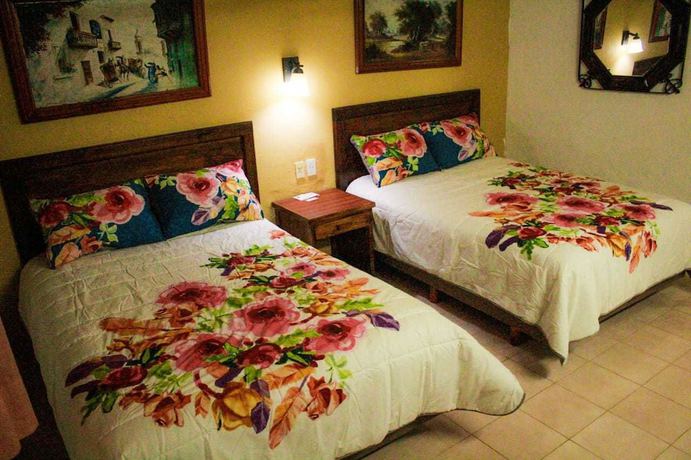 Imagen de la habitación del Hotel San Clemente, Valladolid. Foto 14