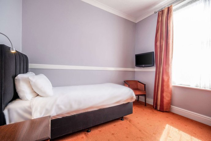 Imagen de la habitación del Hotel San Clu. Foto 16