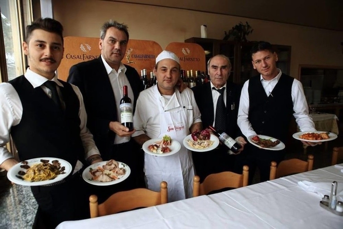 Imagen del bar/restaurante del Hotel San Crispino. Foto 5
