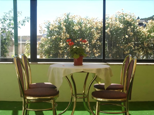 Imagen de los interiores del Hotel San Crist&oacute;bal, LA CIST&Eacute;RNIGA. Foto 19