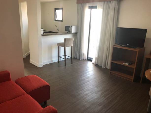 Imagen de la habitación del Hotel San Diego Su&iacute;tes S&atilde;o Jos&eacute; dos Campos. Foto 9