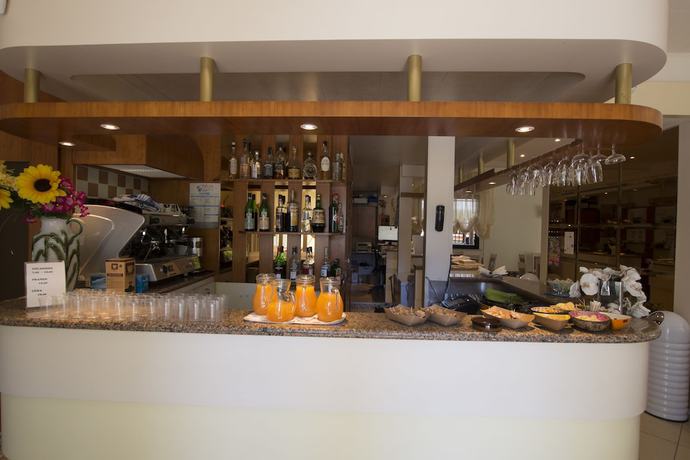 Imagen del bar/restaurante del Hotel San Domenico, Cervia. Foto 4