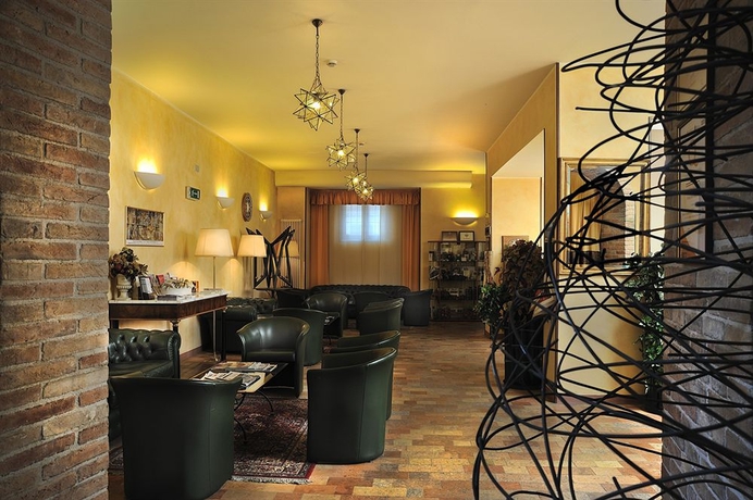 Imagen de los interiores del Hotel San Domenico, Urbino. Foto 12