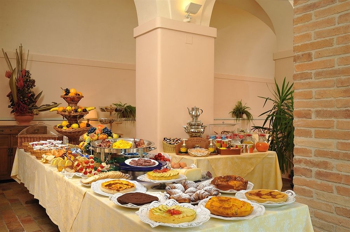 Imagen del bar/restaurante del Hotel San Domenico, Urbino. Foto 10