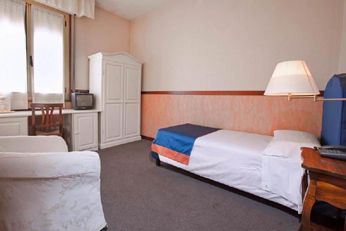 Imagen de la habitación del Hotel San Felice. Foto 4