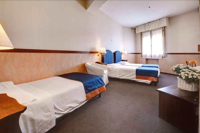 Imagen de la habitación del Hotel San Felice. Foto 9