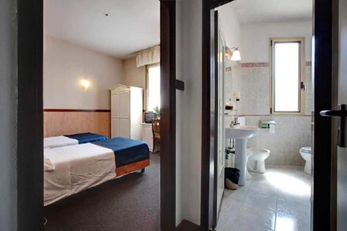 Imagen de la habitación del Hotel San Felice. Foto 12