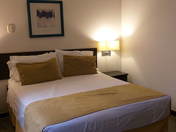 Imagen de la habitación del Hotel San Fermin Pereira. Foto 5