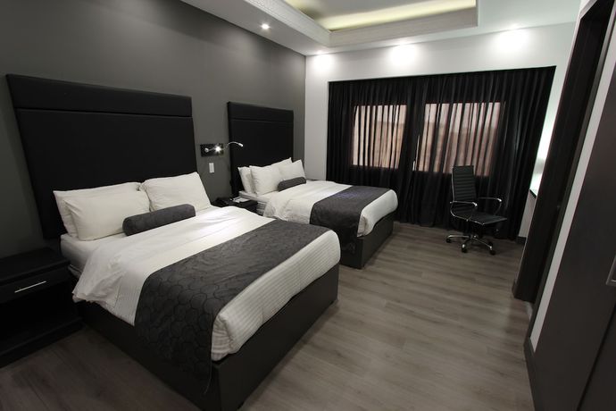 Imagen de la habitación del Hotel San Fernando Real. Foto 6