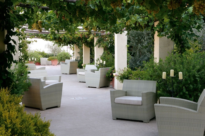 Imagen de los exteriores del Hotel San Francesco Al Monte. Foto 7