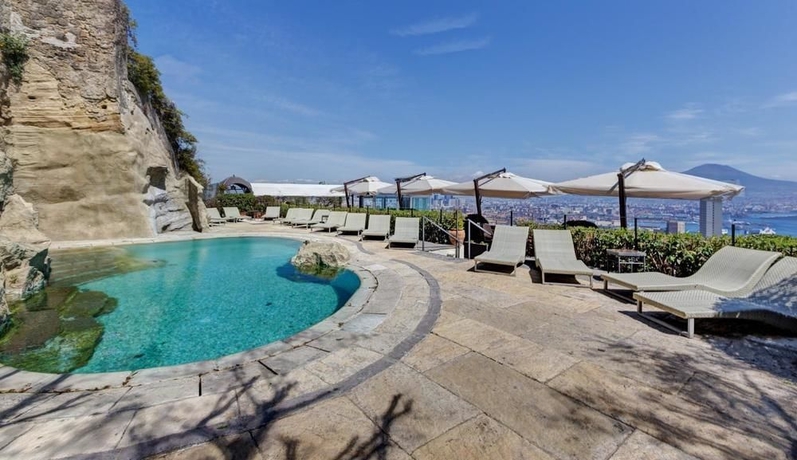 Imagen de la piscina del Hotel San Francesco Al Monte. Foto 15