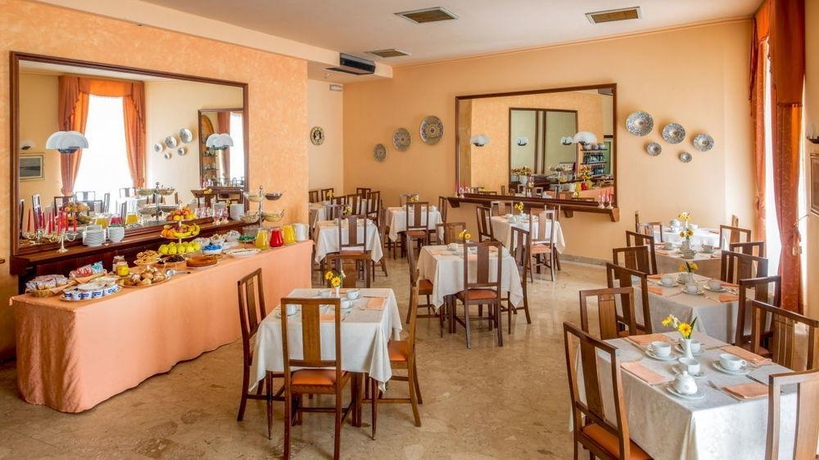 Imagen general del Hotel San Francesco, Asis. Foto 1