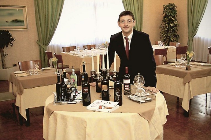 Imagen general del Hotel San Francesco, Roges. Foto 3