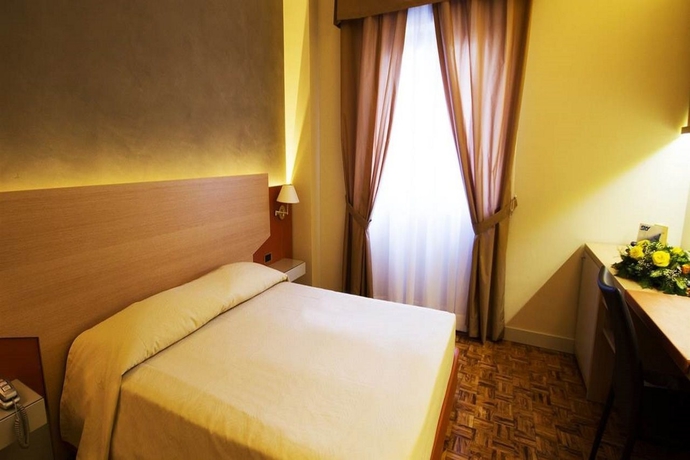 Imagen general del Hotel San Francesco, Roges. Foto 4