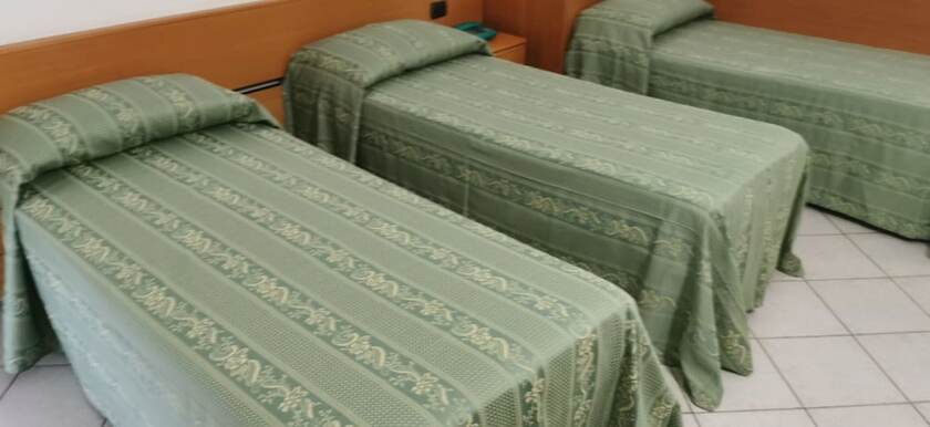 Imagen de la habitación del Hotel San Francesco, San Giovanni Rotondo. Foto 11