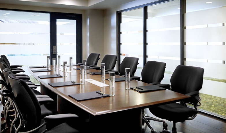 Imagen de los interiores del Hotel San Francisco Airport Marriott Waterfront. Foto 11