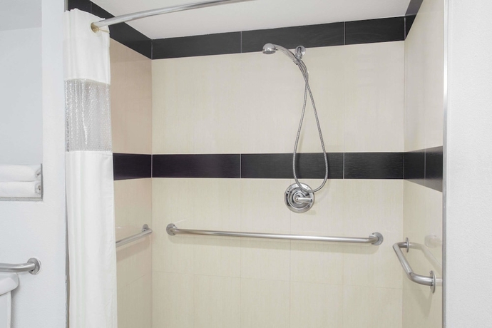 Imagen de la habitación del Hotel San Francisco Central. Foto 9