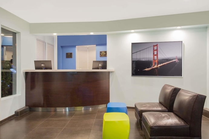 Imagen de los interiores del Hotel San Francisco Central. Foto 15