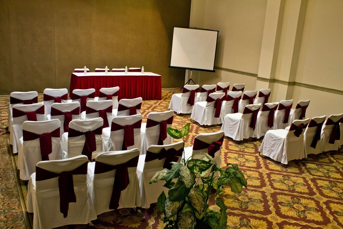 Imagen de los interiores del Hotel San Francisco Leon. Foto 15