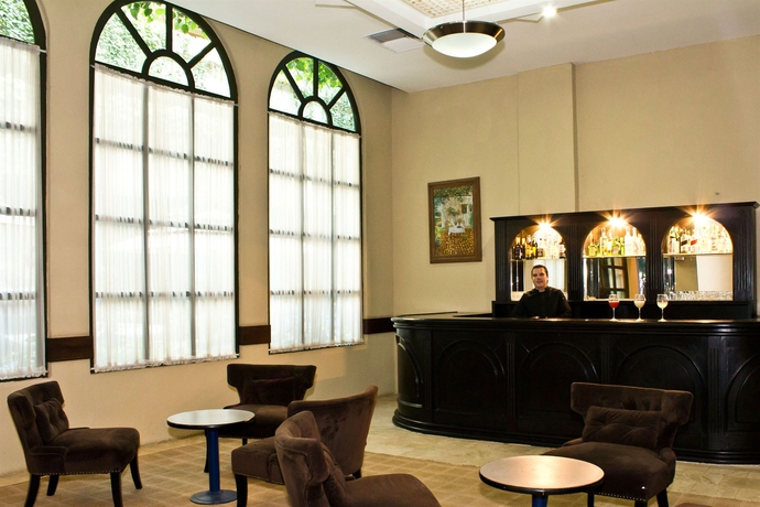 Imagen del bar/restaurante del Hotel San Francisco Leon. Foto 6