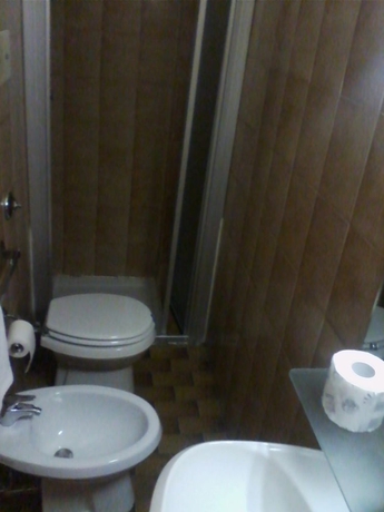 Imagen de la habitación del Hotel San Francisco, Milán. Foto 9