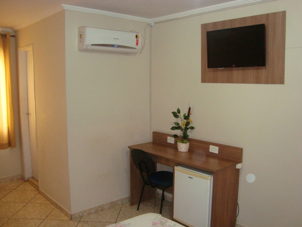 Imagen de la habitación del Hotel San Francisco Plazza. Foto 4