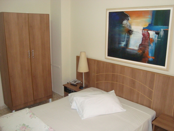 Imagen de la habitación del Hotel San Francisco Plazza. Foto 5