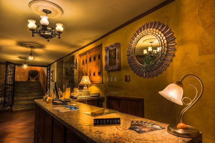 Imagen de los interiores del Hotel San Francisco de Quito. Foto 19