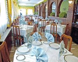 Imagen del bar/restaurante del Hotel San Gabriel. Foto 16