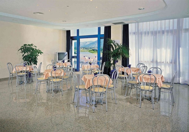 Imagen del bar/restaurante del Hotel San Gaetano. Foto 3