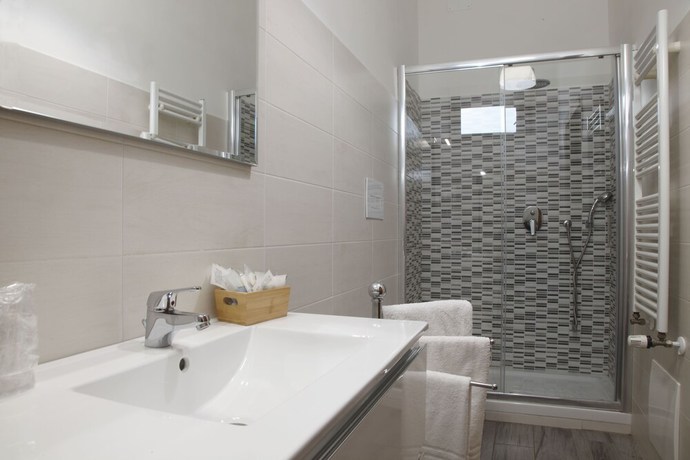 Imagen de la habitación del Hotel San Germano. Foto 16