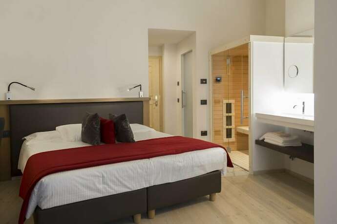 Imagen de la habitación del Hotel San Giacomo. Foto 11